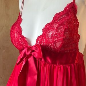 Victoria Secret Pleated Babydoll | Medium